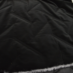 Tissu matelassé Mila Noir