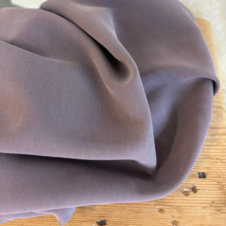 Twill viscose lourd coloris Raisin