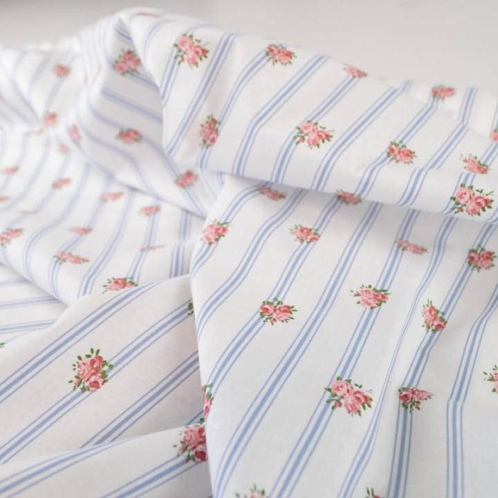 Tissu Batifolle en coton motif fleurs et rayures fond blanc - oeko tex