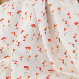 Tissu double gaze de coton Mariotte motif fleurs coeurs