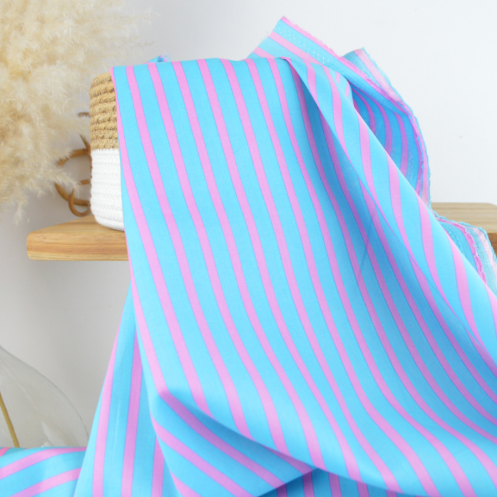 Tissu voile de coton Rudayan à rayures rose fond turquoise