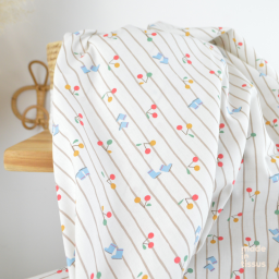 Tissu cretonne coton Patati motif cerises et bottes fond à rayures - OEKO TEX
