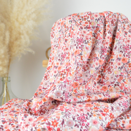 Tissu jersey côtelé motif fleurs automnales roses