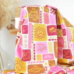 Tissu popeline de coton Poppy – motif patchwork d'été fond blanc cassé