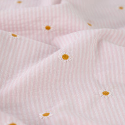 Tissu Seersucker Rose Nude Rayures Fines Brodé Marguerites – Coton Léger Été
