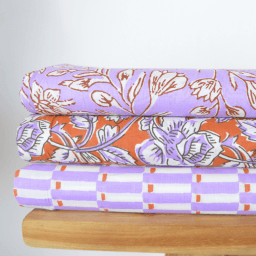 Tissu Block print Indien Churu – Motif fleurs fond terracotta
