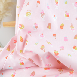 Tissu Cretonne de Coton Gigi motif fleurs rouges et violettes