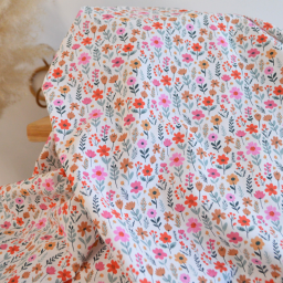Tissu Cretonne de Coton Maddy motif fleurs roses fond écru