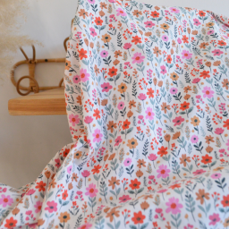 Tissu Cretonne de Coton Maddy motif fleurs roses fond écru