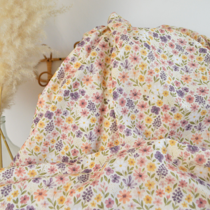 Tissu cretonne coton Rozenn motif fleurs beiges et roses -  OEKO TEX