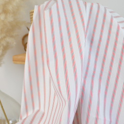 Tissu Regence en coton motif rayures rouges fond blanc - OEKO TEX