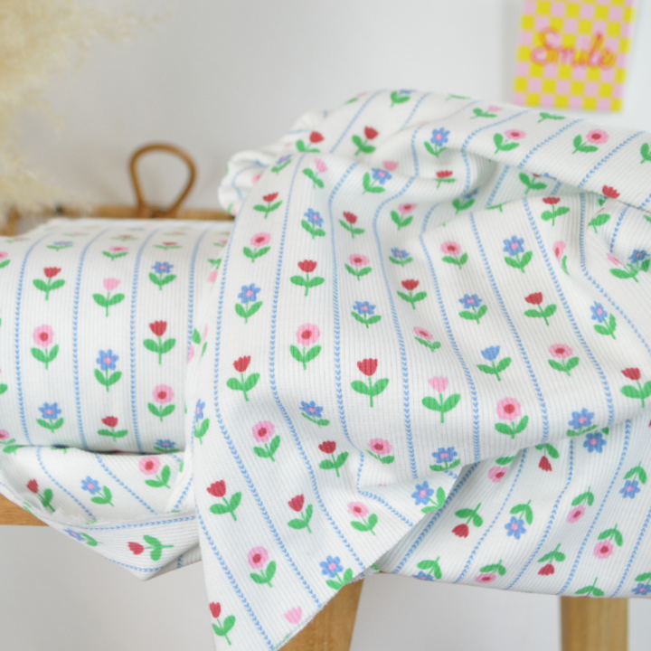 Tissu jersey côtelé petites fleurs et rayures fond blanc