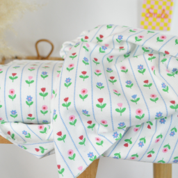 Tissu jersey côtelé petites fleurs et rayures fond blanc