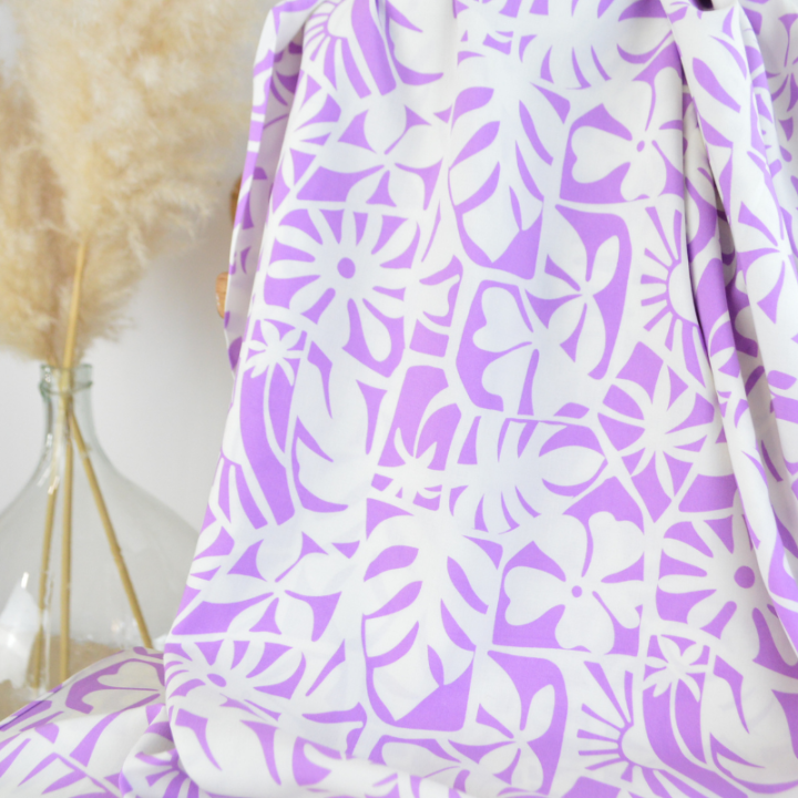 Tissu popeline de viscose Ecovero - motif feuilles exotique Parme