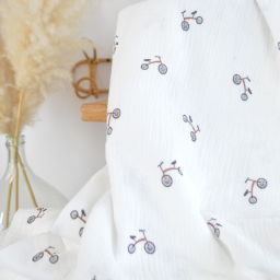 Tissu double gaze motif vélos fond blanc cassé - OEKO TEX