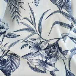 Tissu viscose lin motif grandes fleurs marine - blanc cassé