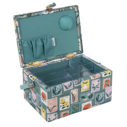 Boite à couture - Motif timbres et tampons fond vert