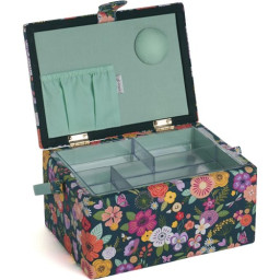 Boite à couture - Motif fleurs brodées fond vert