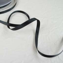 Ruban satin Noir - 6 mm