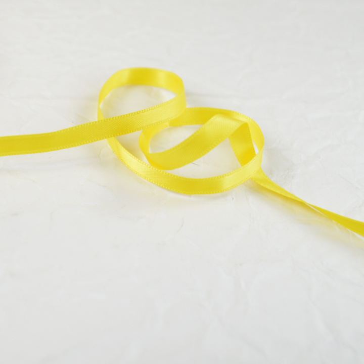 Ruban satin jaune soleil - 6 mm