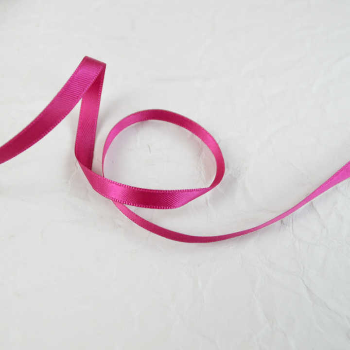 Ruban satin rose fuchsia - 6 mm