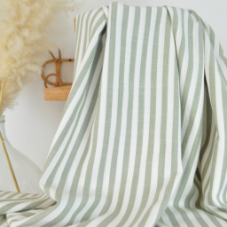 Tissu viscose tissé teinte à rayures fines vert sauge