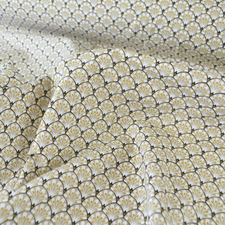 Tissu coton Gaudi écailles Beige - OEKO TEX