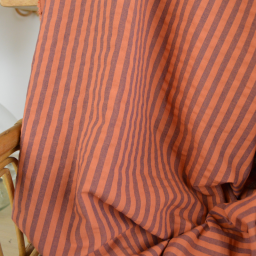 Tissu seersucker à rayures larges - Caramel et Aubergine