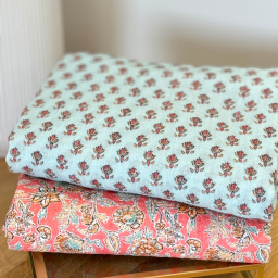 1 coupon de 1m de Voile de coton motif fleurs indiennes fond rose - OEKO TEX