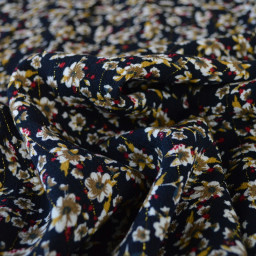 1 coupon de 115 cm de Tissu crêpe de Viscose lurex Irina motif fleurs fond noir