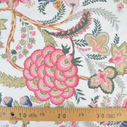 Tissu coton Palopa XXL motif fleurs Indiennes roses fond blanc
