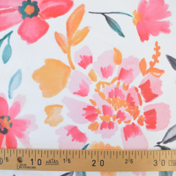 Tissu coton Felis XXL motif fleurs aquarelle roses fond blanc