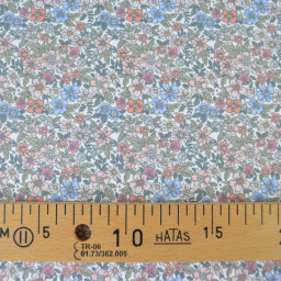 Tissu coton Natura motif petites fleurs vertes, corail et bleu
