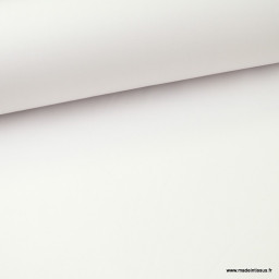 Tissu Gabardine enduite étanche blanc.