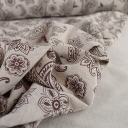 1 coupon de 2m50- Tissu Sweat Poppy - Motif Paisley marron fond écru
