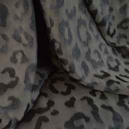 Tissu viscose jacquard motif léopard chocolat