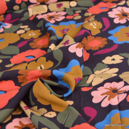 Tissu popeline de viscose Jano - motif fleurs Aubergine et cerise