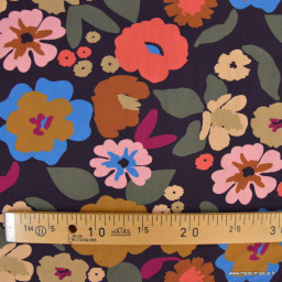 Tissu popeline de viscose Jano - motif fleurs Aubergine et cerise