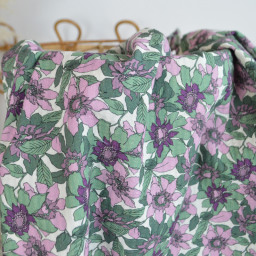 1 coupon de 1m90 -  Seersucker motif Fleurs prune et vertes fond écru