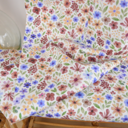 Tissu cretonne coton Rozenn motif fleurs prunes et bleues -  OEKO TEX