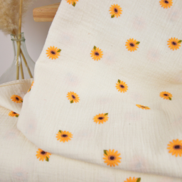 Double gaze brodée motif marguerites fond Ecru - OEKO TEX