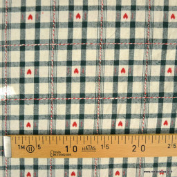 Tissu jacquard coton Villards – Carreaux verts et petits cœurs rouges