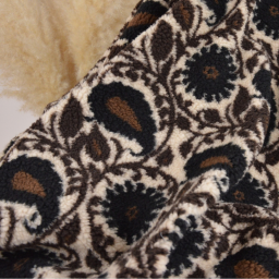 Tissu sherpa écru motif floral cachemire noir et chocolat