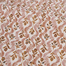 Tissu double gaze de coton Kandla motif fleurs camel fond latté