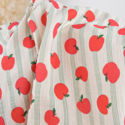 Tissu double gaze de coton Bigapple motif pommes fond écru - OEKO TEX