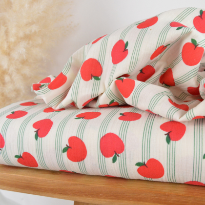 Tissu double gaze de coton Bigapple motif pommes fond écru - OEKO TEX