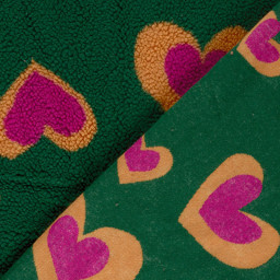 Tissu sherpa motif coeurs roses fond vert - OEKO TEX