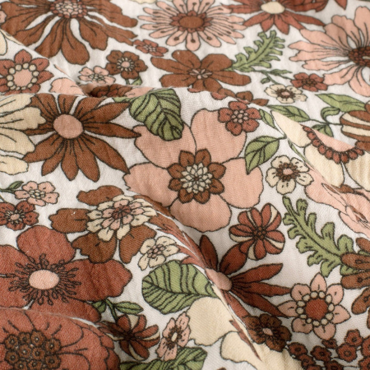 Tissu double gaze Marie motif fleurs fond blanc cassé - OEKO TEX