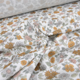 Double gaze marion motifs fleurs camel fond blanc - exclusivité made in tissus