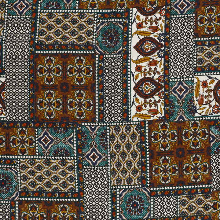 Tissu satin de viscose Jaipur – Patchwork fleuri bleu pétrole